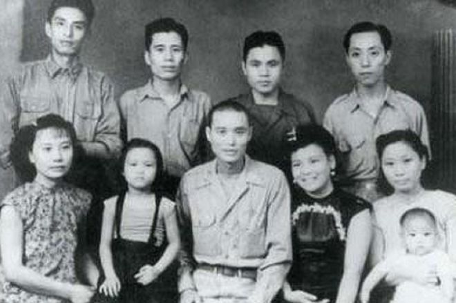 说：当年如果我下手快一点今天就没你了球王会app1988年沈醉遇到刘晓庆(图11)