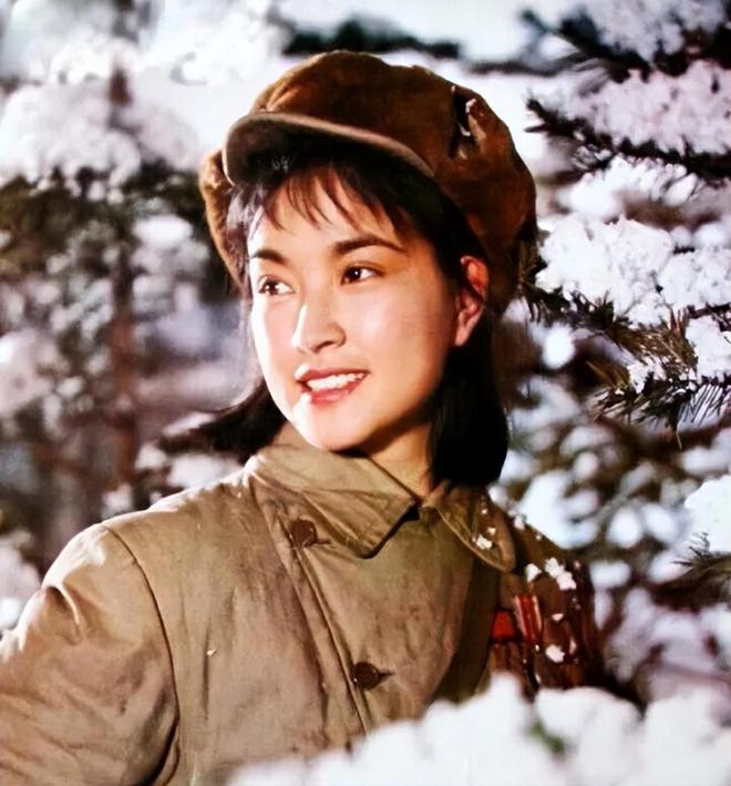 说：当年如果我下手快一点今天就没你了球王会app1988年沈醉遇到刘晓庆(图20)